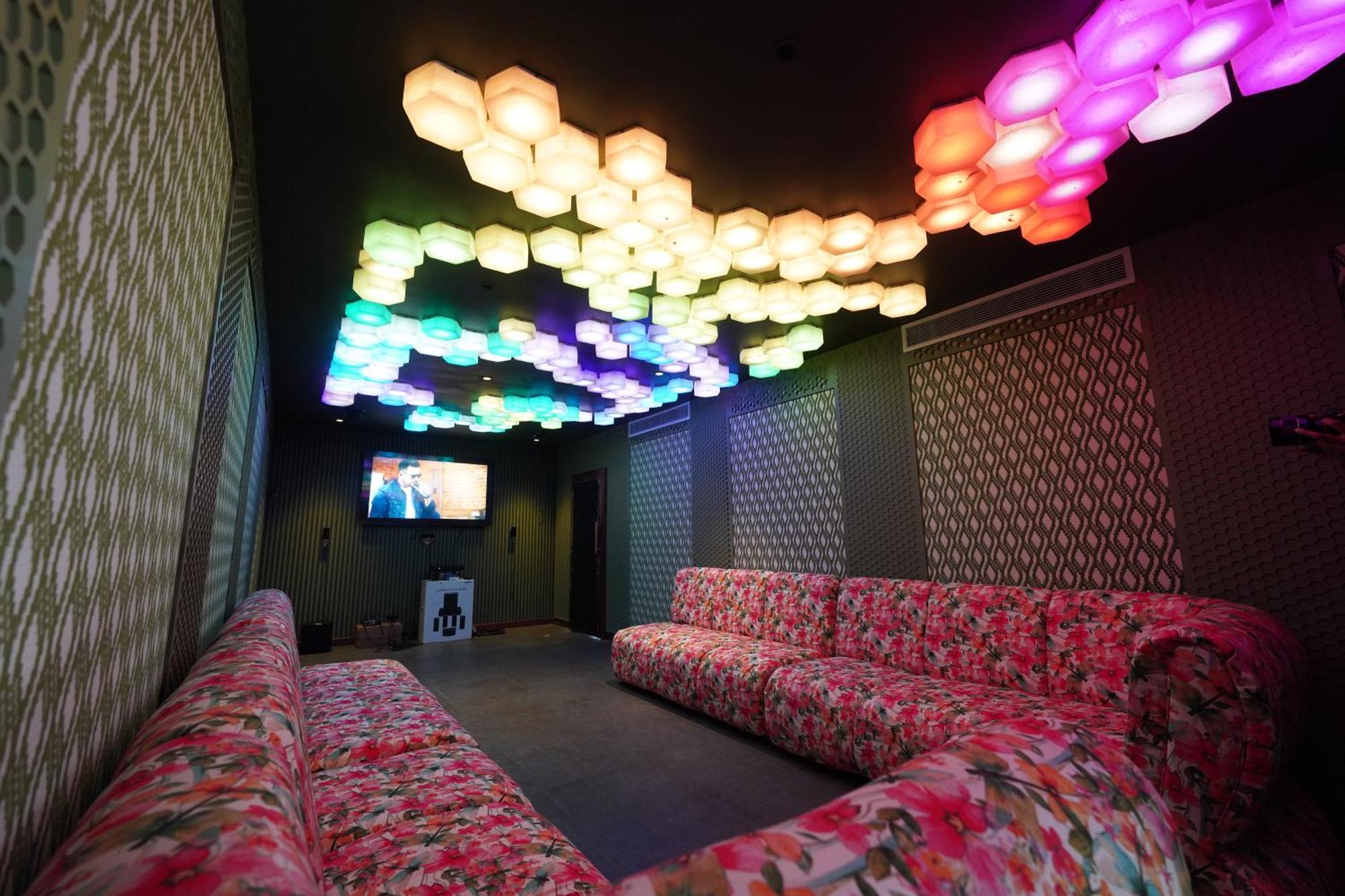 רטנאפורה Hotel Grand Amanee מראה חיצוני תמונה
